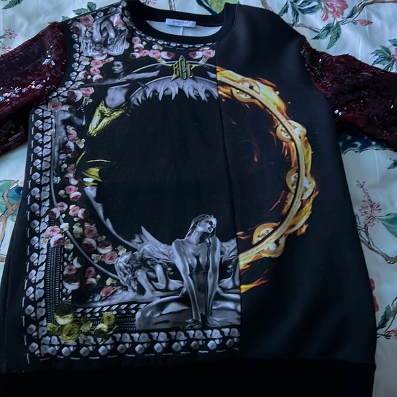 Givenchy mermaid shark sweatshirt. Great condition some very light 